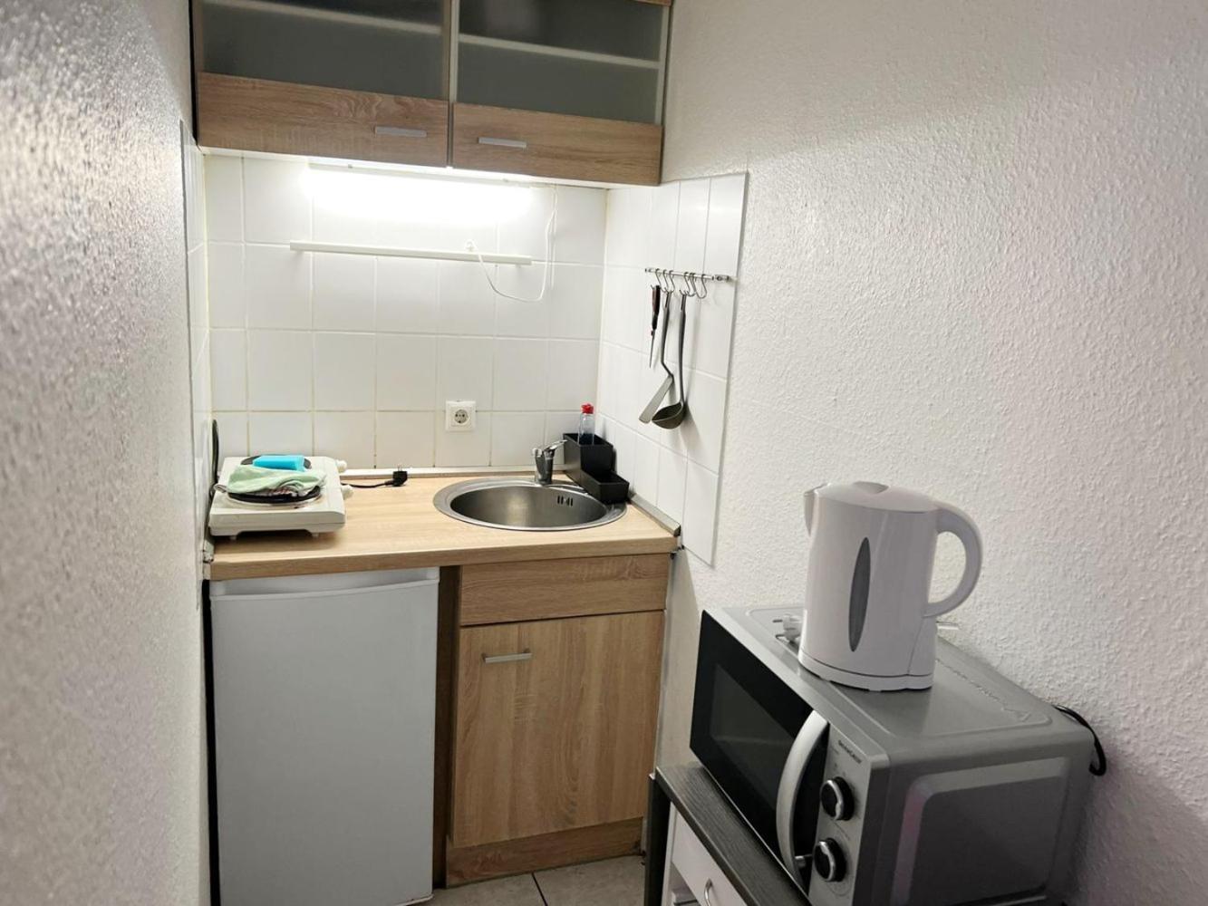 Budget Apartment Koeln Экстерьер фото